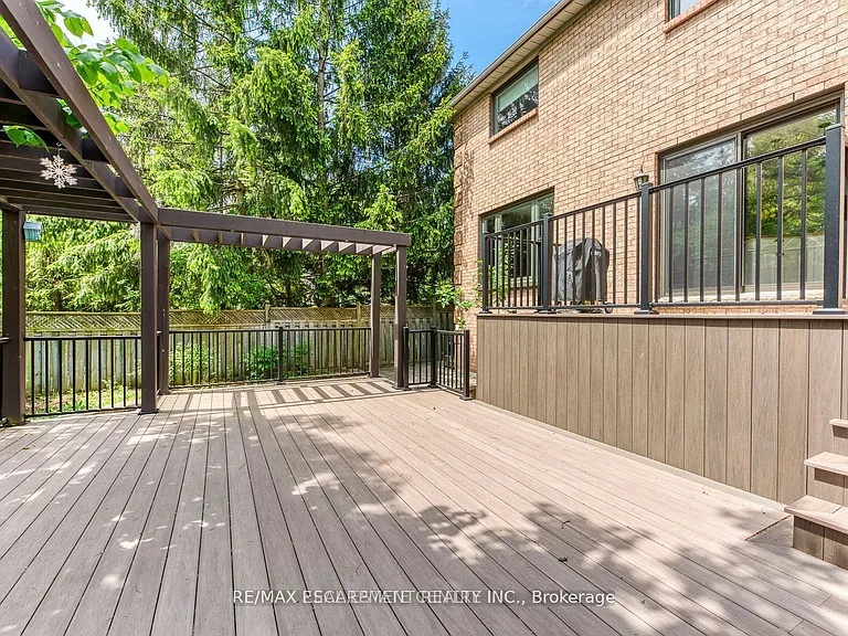 1239 White Ln — Photo 38