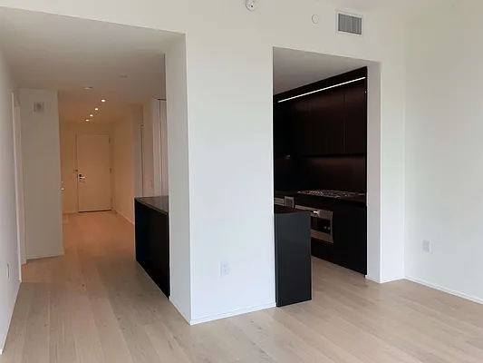 Rented by Sieber International | media 18