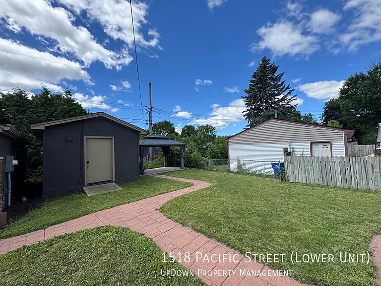 1518 Pacific St — Photo 19