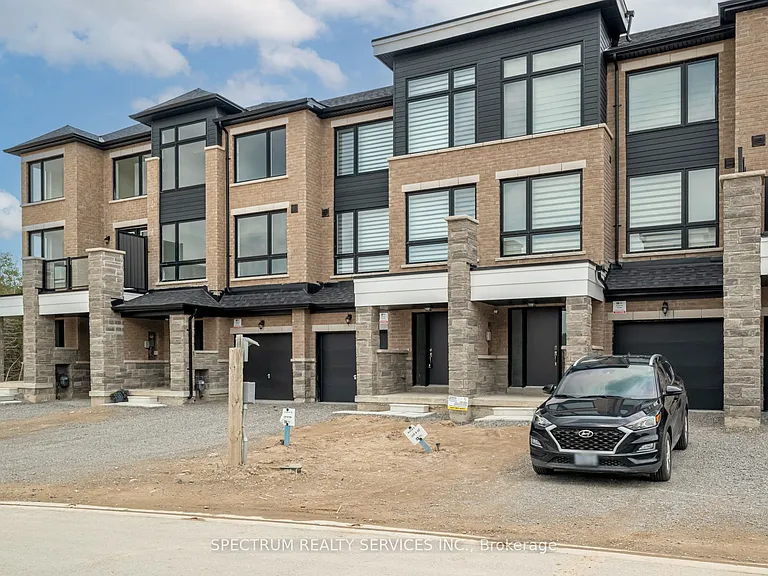 146 Blue Forest Cres — Photo 3