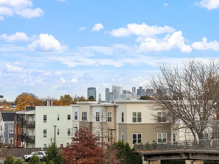 44 Dana St #6 — Photo 36