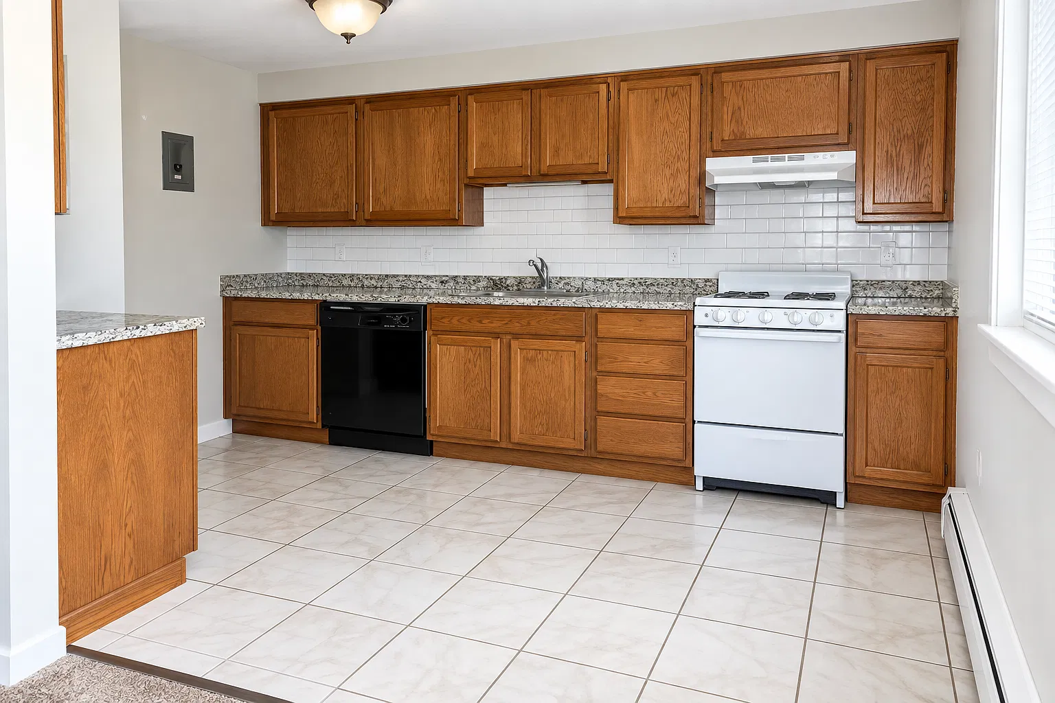Cambridge Apartments — Photo 3