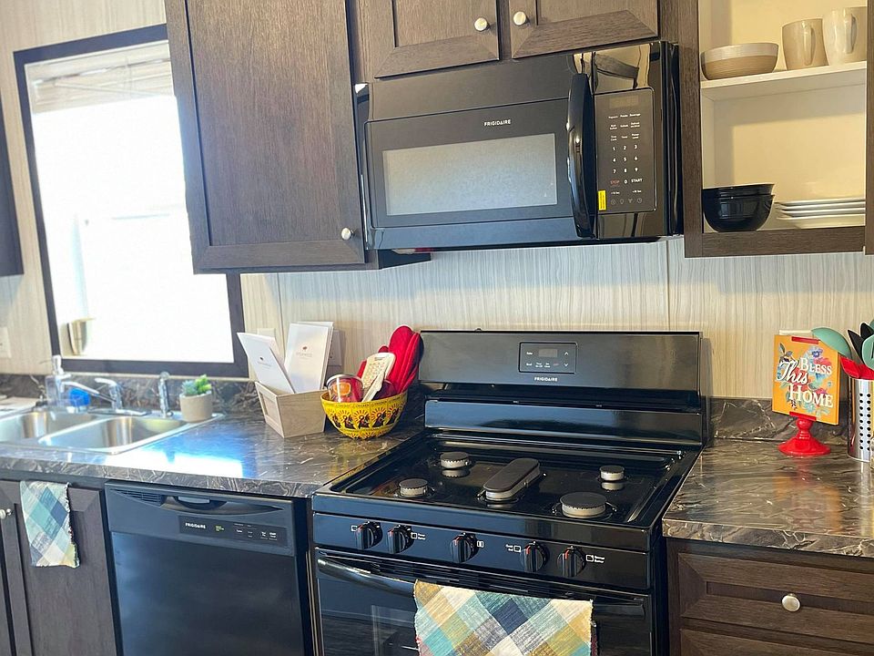 1st image of 825 1st Ave E #45
