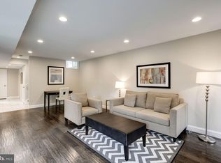 11370 Links Dr, Reston, VA 20190