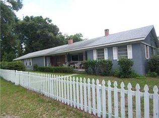 2035 W Kentucky Ave, Deland, FL 32720