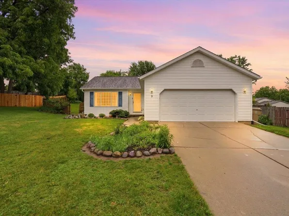 9 Ward Ct, Madison, WI 53713