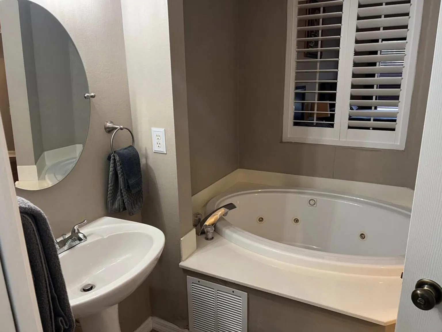 1 bed, 1.0 bath, 800 sqft, $2,150 — Photo 4