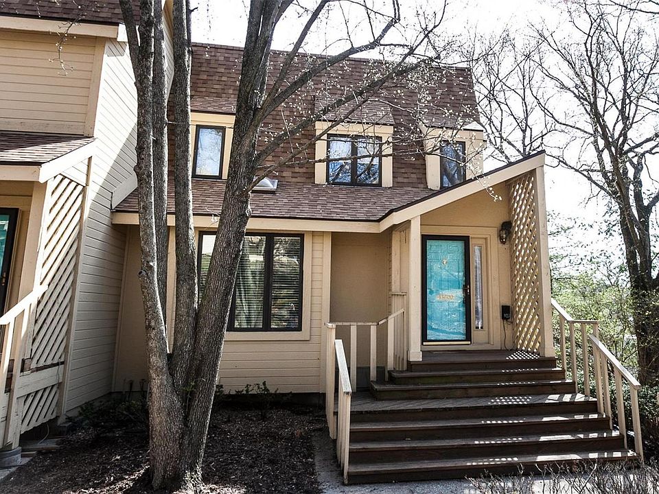 1st image of 13600 Mason Oaks Ln