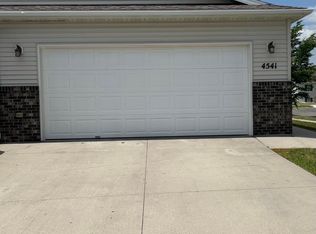 4541 Prairie Dr, Moorhead, MN 56560
