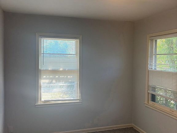 3rd image of 1866 Danville Rd