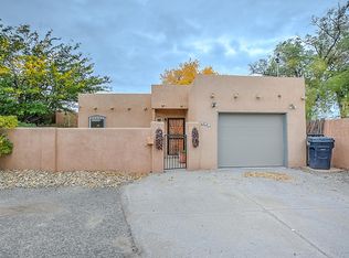 616 Griegos Rd NW, Albuquerque, NM 87107