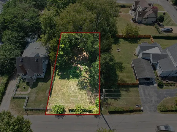 1004 E Vine St, Murfreesboro, TN 37130