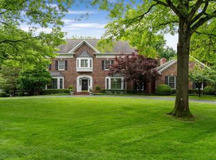 422 Rolling View Rd, Saint Louis, MO 63141