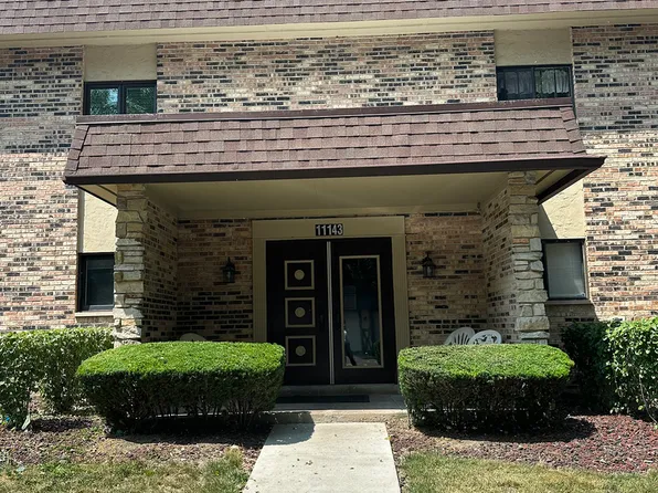 11143 East Rd #11143A, Palos Hills, IL 60465