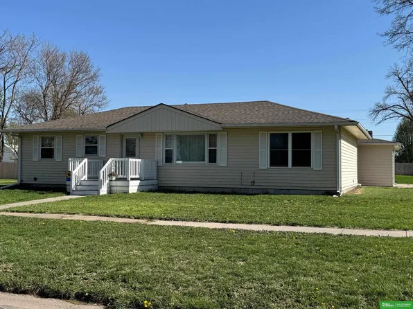 1021 P St, Tekamah, NE 68061