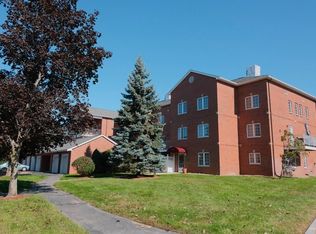 7 Conant Rd APT 15, Winchester, MA 01890