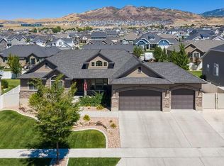 734 W Sandhill Dr, Lehi, UT 84043