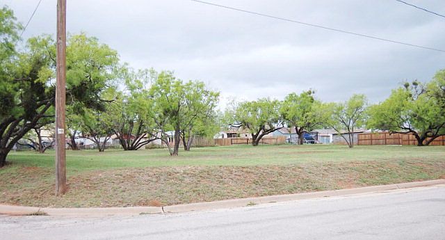 1st image of 701 W New Mexico Ave