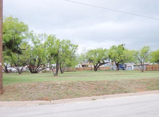 701 W New Mexico Ave, Sweetwater, TX 79556
