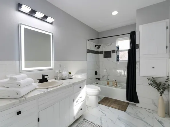 916 N Lee St, Altus, OK 73521