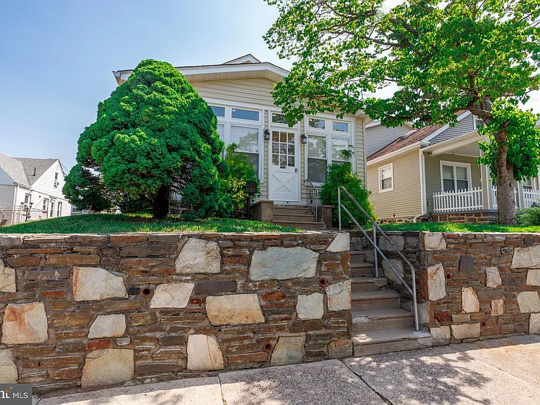 1213 Friendship St — Photo 30