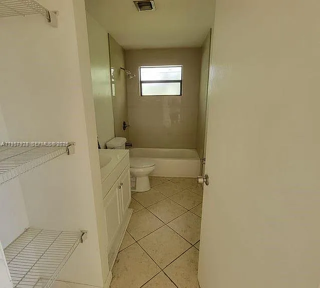 814 Finley Ct — Photo 6
