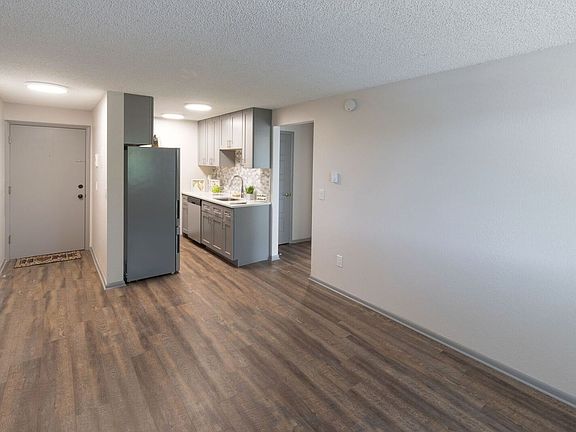 3rd image of 3030 S Bannock St #107