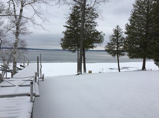 4484 Weeks Bay Dr, Hubbard Lake, MI 49747