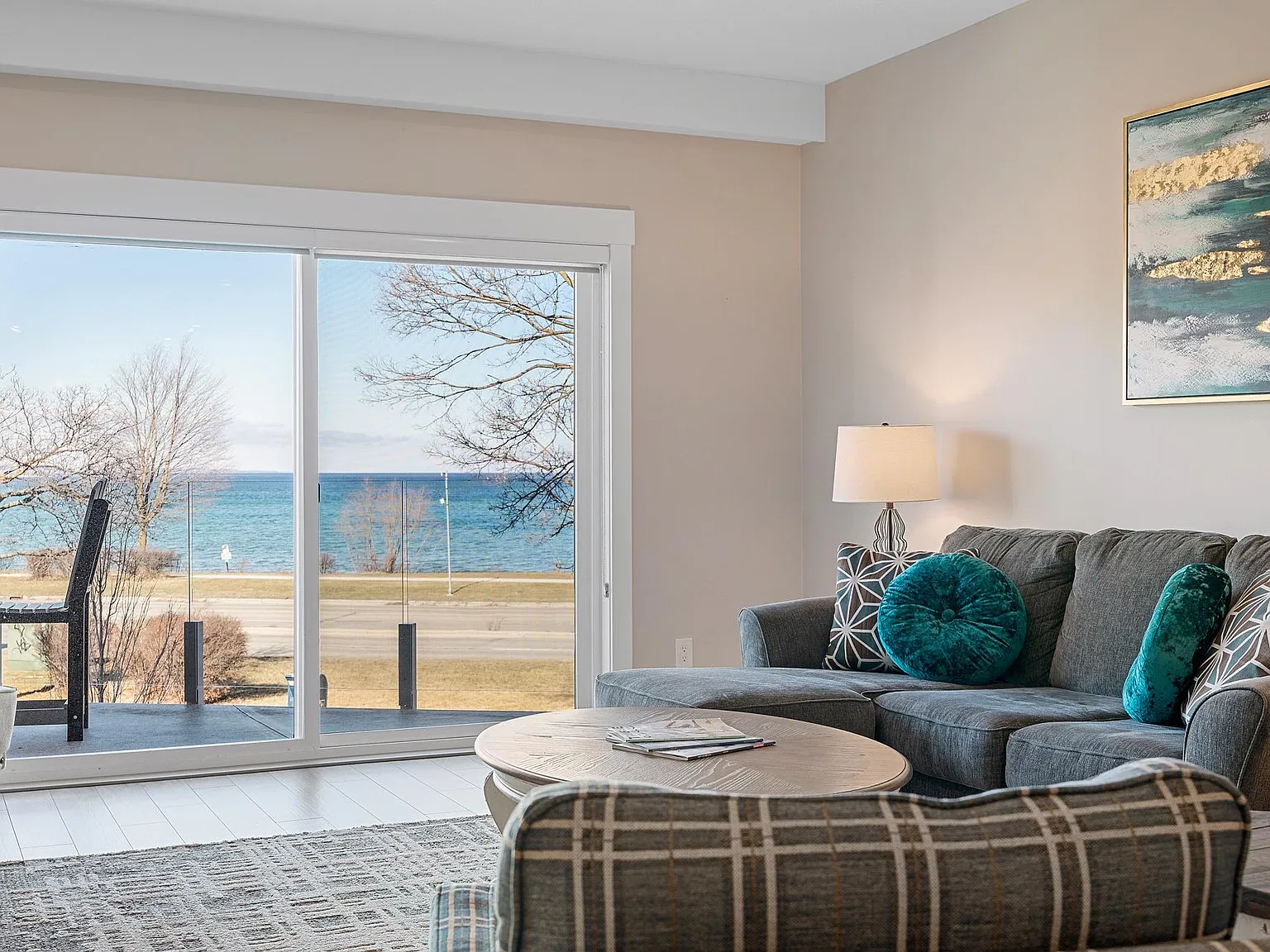 3 bed, 2000 sqft, $3,250 — Photo 3
