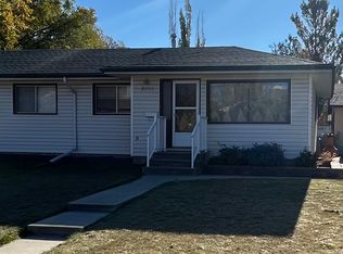 8805 102nd Ave NW, Edmonton, AB T5H0E1