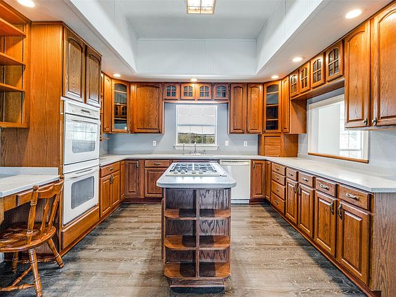 4th image of 34970 Smithson Valley Rd