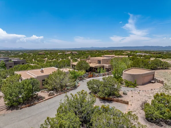 177 Sunflower Dr, Santa Fe, NM 87506