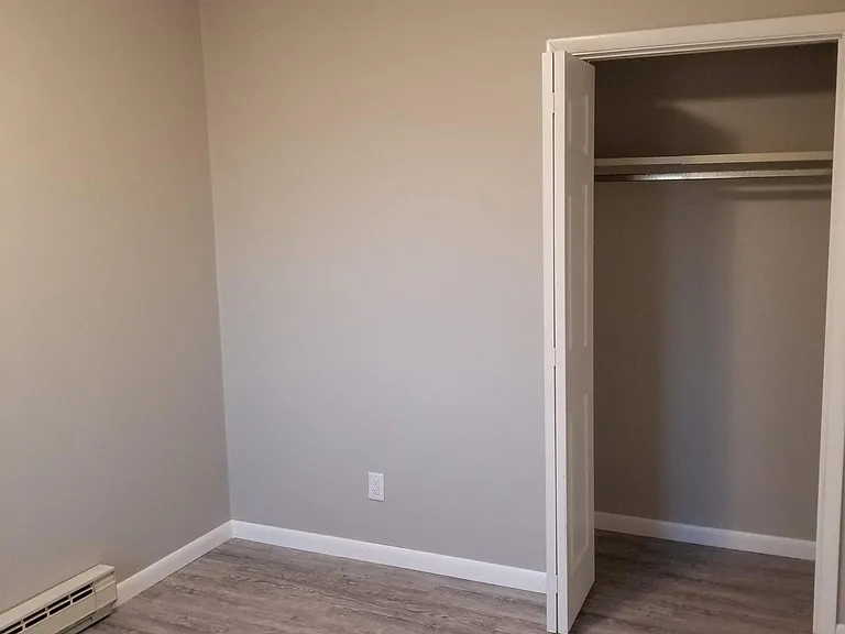 4555 N Woodbridge Rd — Photo 34