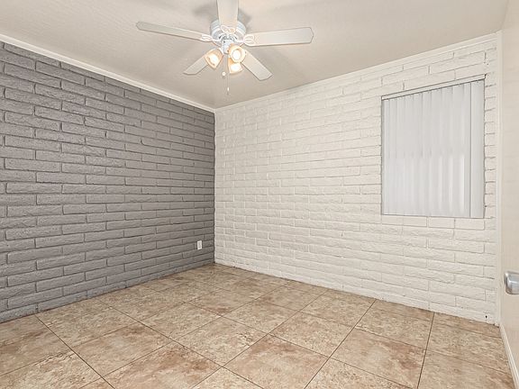 3rd image of 3325 E Pinchot Ave APT 13