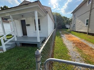 339 N 5th St, Suffolk, VA 23434