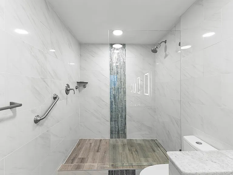 175 2nd St S #916 — Photo 5