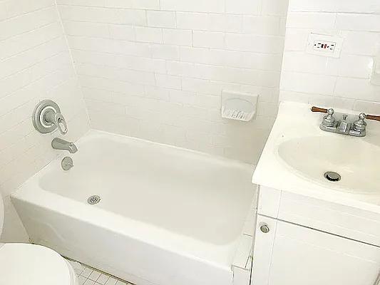 Rented by AJ Clarke | media 5