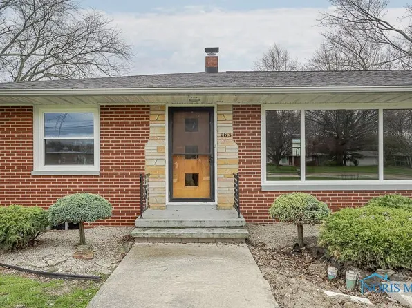 163 E Ottawa St, Oak Harbor, OH 43449