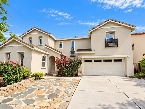 1317 Zinnia Ct, Patterson, CA 95363