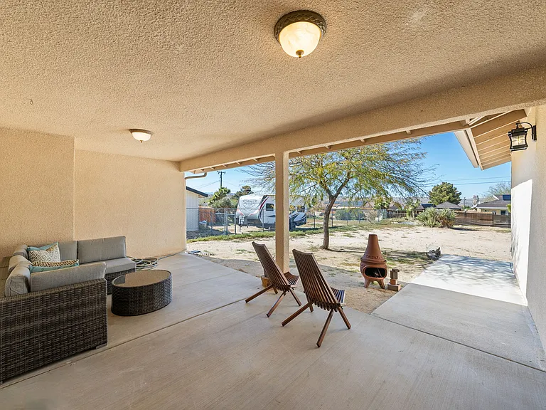 58328 Bonanza Dr — Photo 43