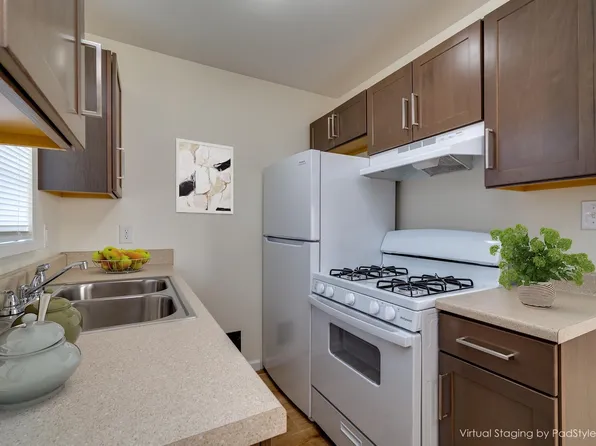 14 Dean Pl APT 1, Dayton, OH 45420