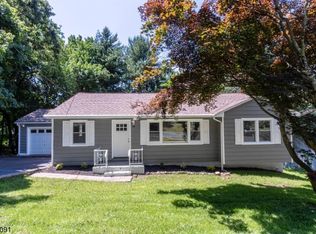 49 Hillside Ave, Mine Hill, NJ 07803