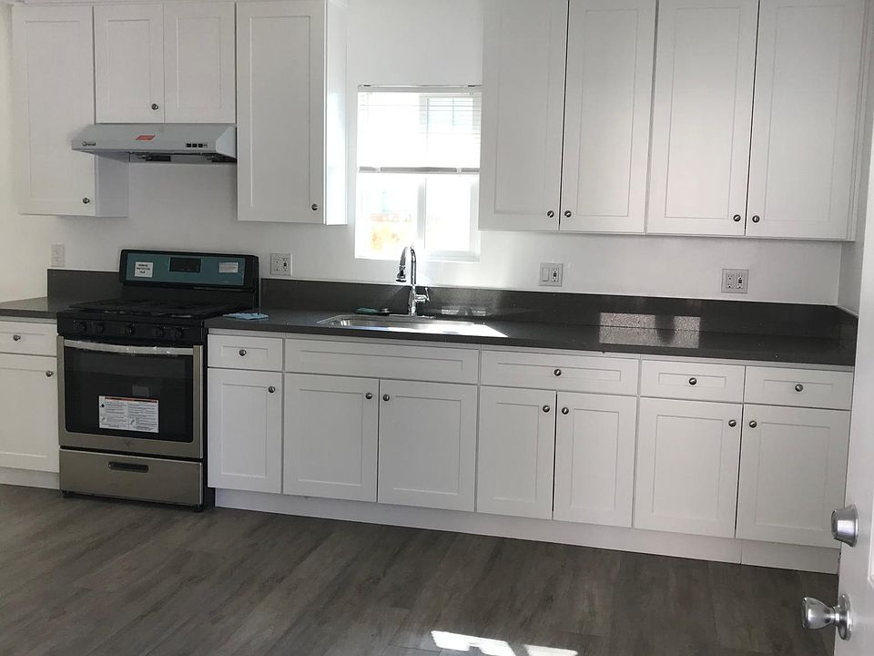 1st image of 1516 S Olive Ave