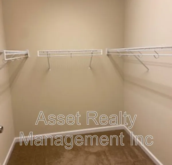 801 Colonial Estates Way — Photo 17