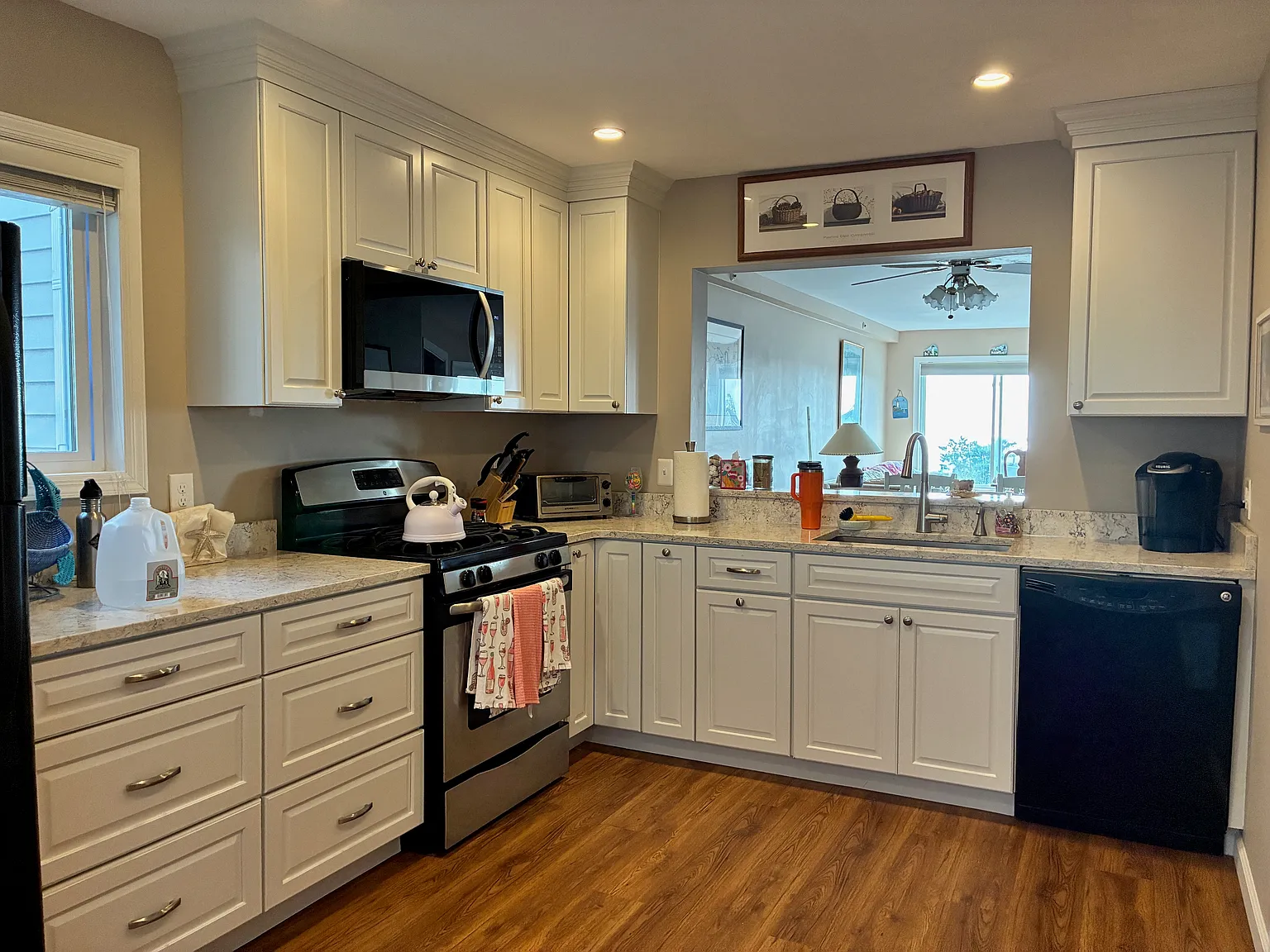 3 bed, 1600 sqft, $3,100 — Photo 4