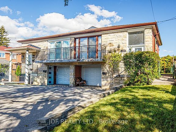 2nd image of 48 Debby Ct