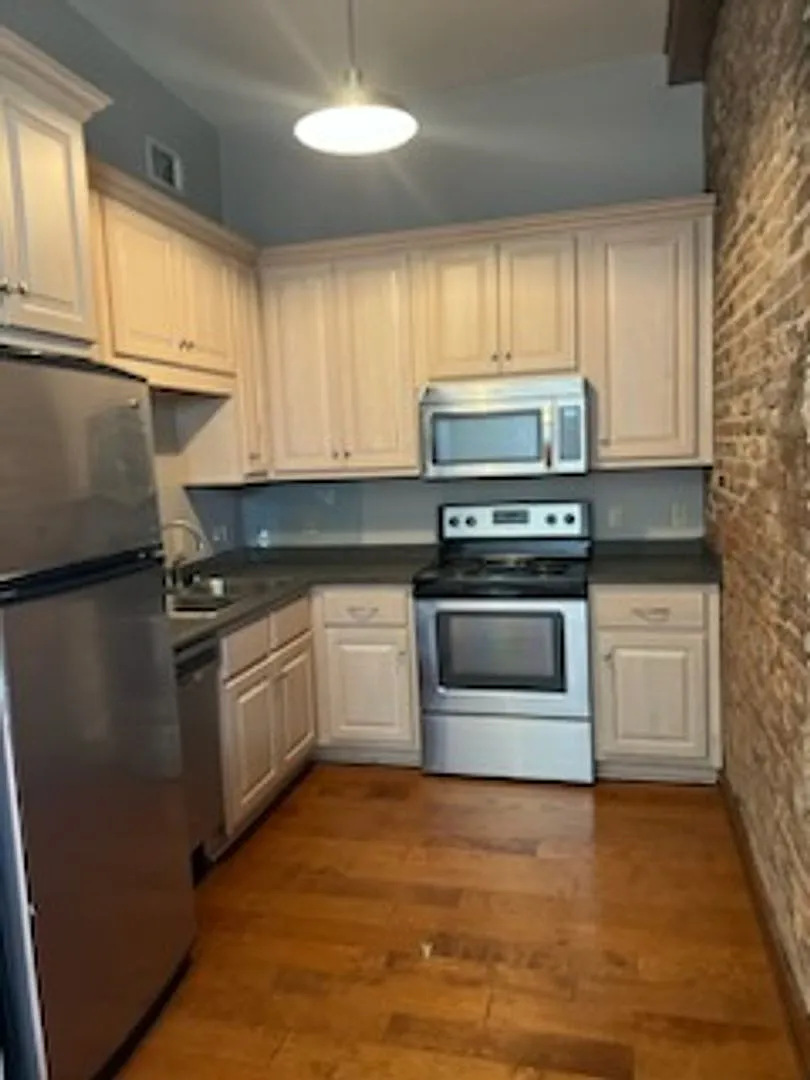 210 One Nation - 210 W Main — Photo 3