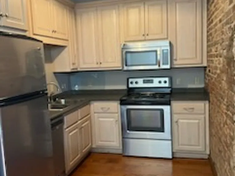 210 W Main St — Photo 3