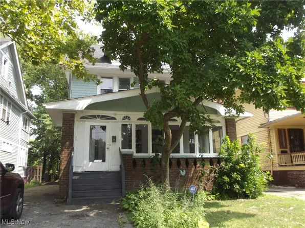 1101 Carlyon Rd, East Cleveland, OH 44112