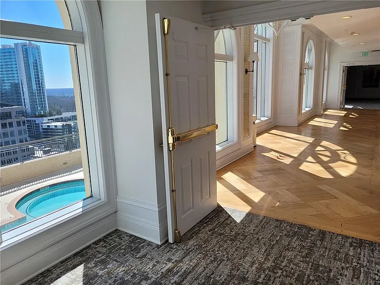 3334 Peachtree Rd NE #404 — Photo 46